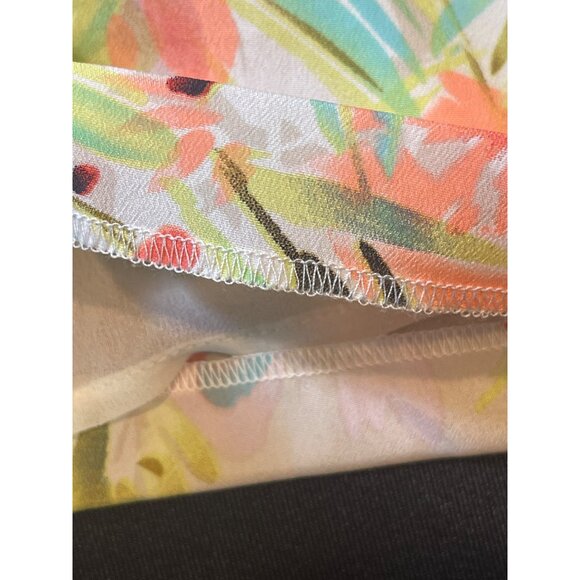 Y2K Guess by Marciano Botanica Shorts Romper Women’s Size 0 - Picture 8 of 9